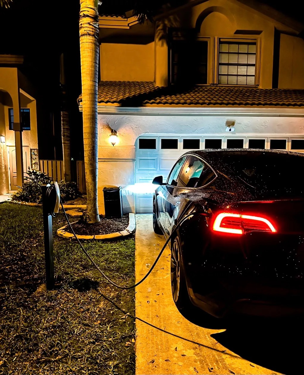 Level 2 EV charger — Boca Raton